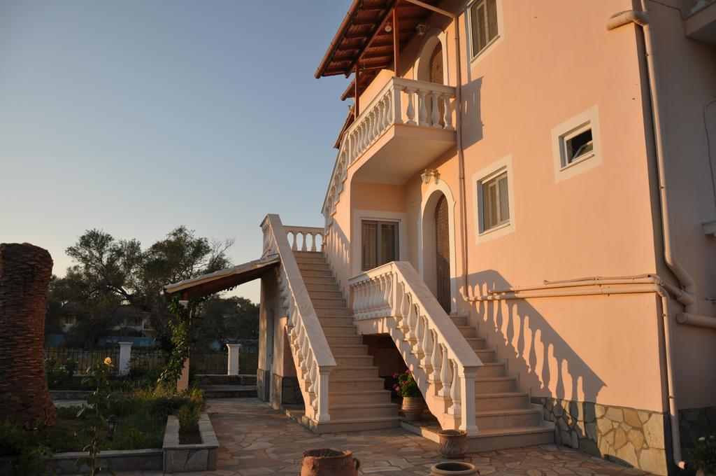 Neptune Resort Kávosz Kültér fotó